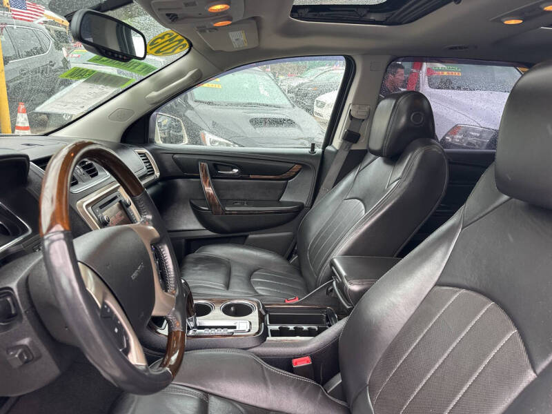 2013 GMC Acadia Denali