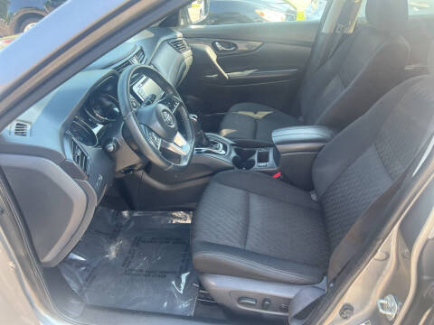 2020 Nissan Rogue SV