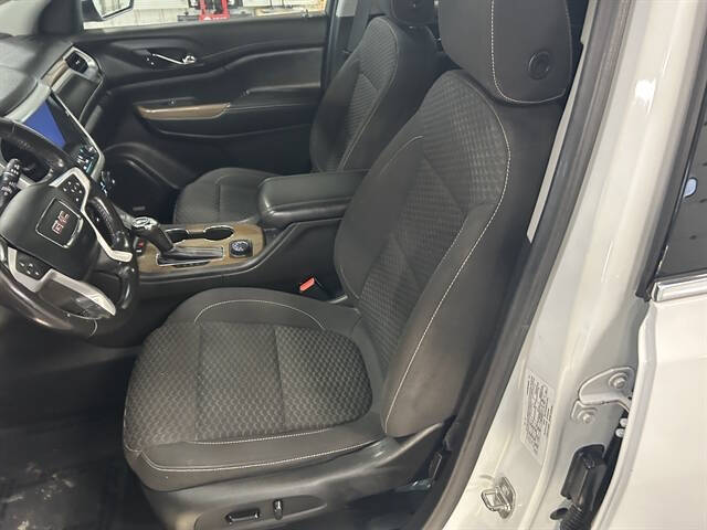 2019 GMC Acadia SLE-2