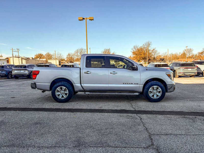 2018 Nissan Titan SV