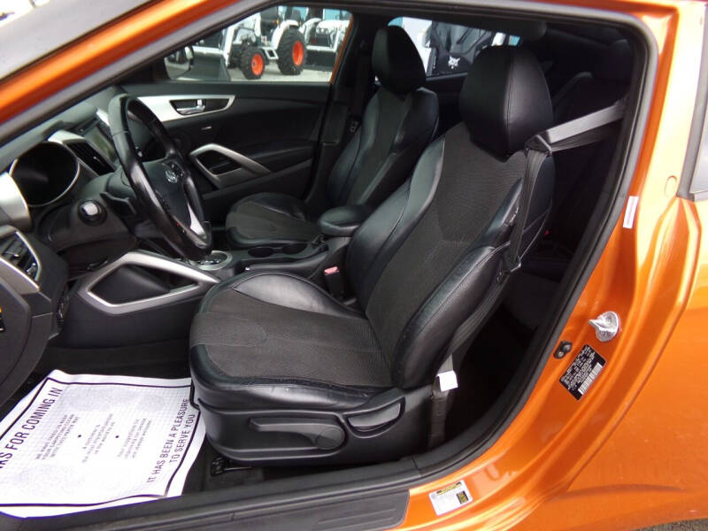 2012 Hyundai Veloster Base photo 5