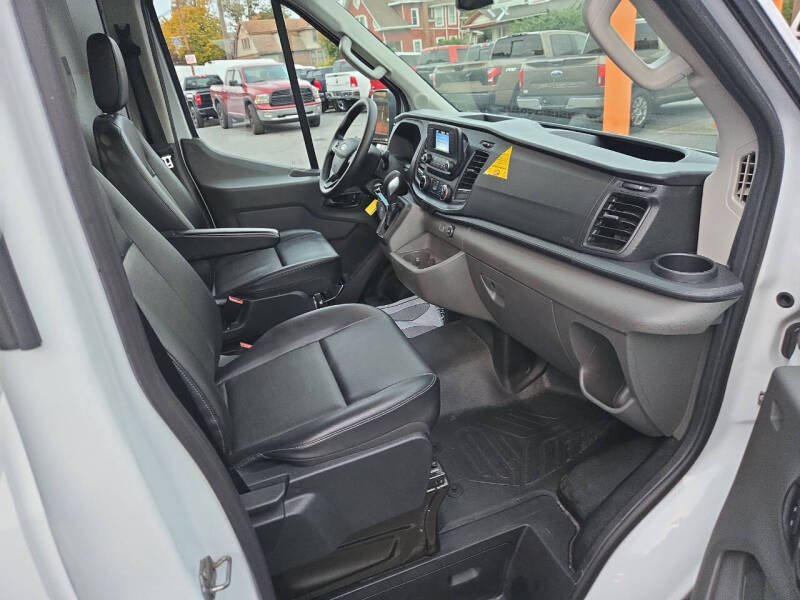 2022 Ford Transit 250