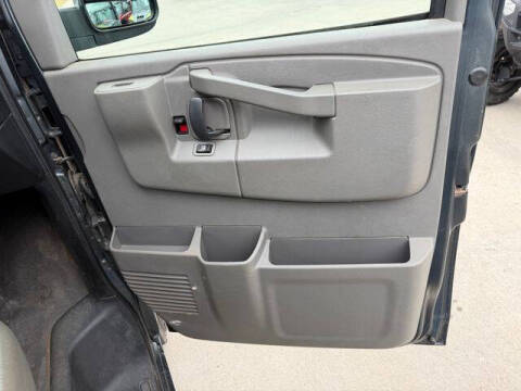 2017 Chevrolet Express 2500