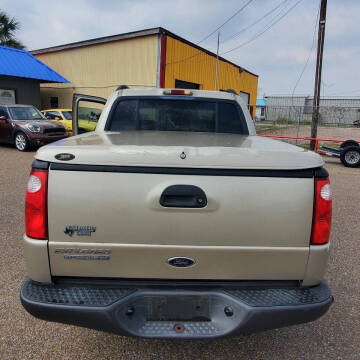 2004 Ford Explorer Sport Trac Adrenalin