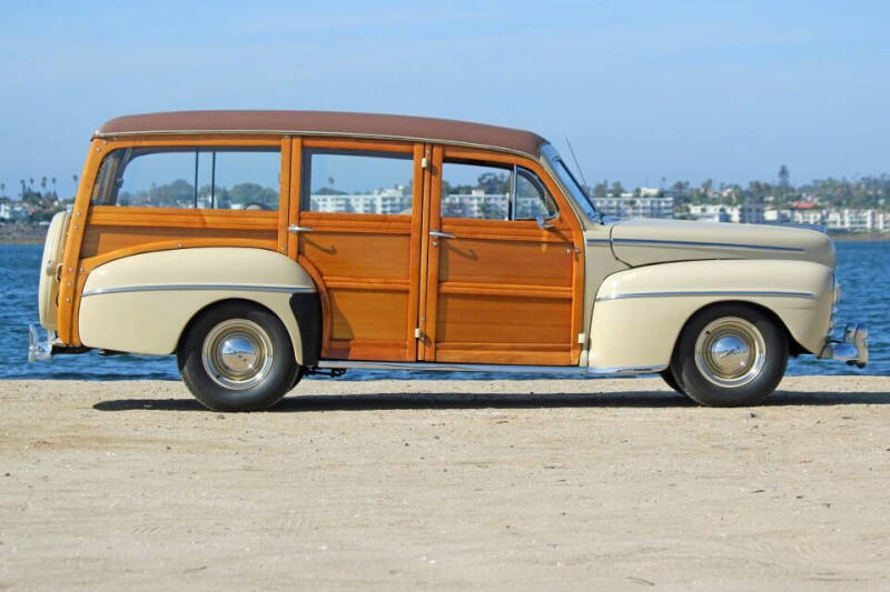 1948 Ford Super Deluxe