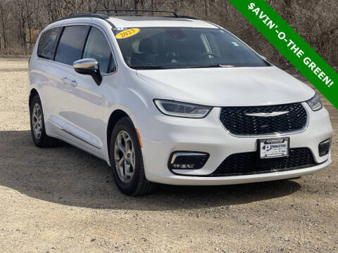 2023 Chrysler Pacifica for sale at PRINCETON CHEVROLET GMC HUMMER in Princeton IL