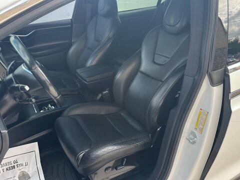 2016 Tesla Model X 75D