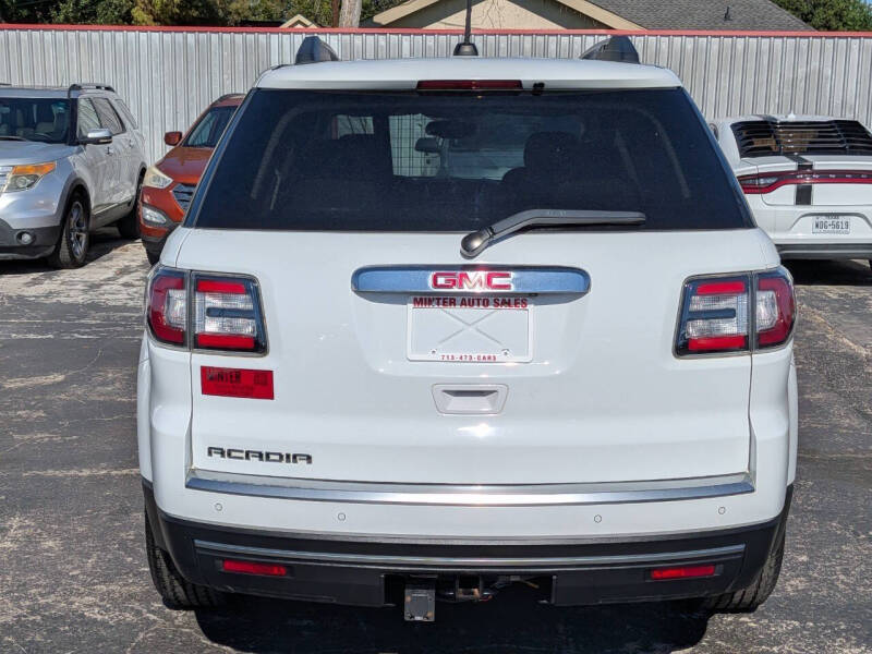 2016 GMC Acadia SLE-2