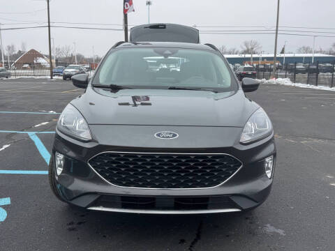 2020 Ford Escape SEL