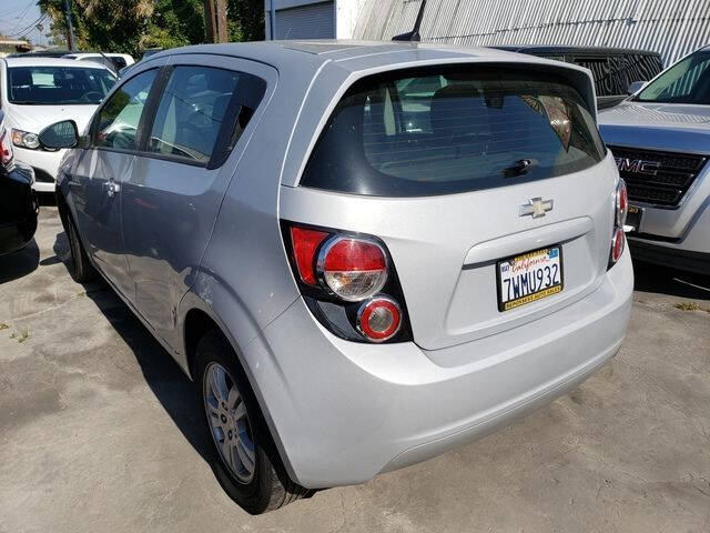 2012 Chevrolet Sonic LS