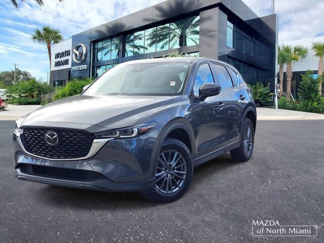 2023 Mazda CX-5 S Preferred package's photo