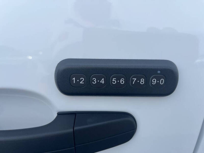 2025 Ford Transit 250