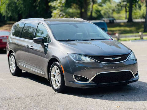 2018 Chrysler Pacifica Touring L Plus