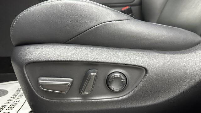 2023 Toyota Venza XLE