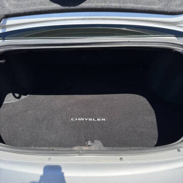 2011 Chrysler 200 Limited