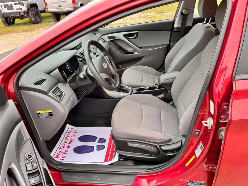 2015 Hyundai Elantra SE