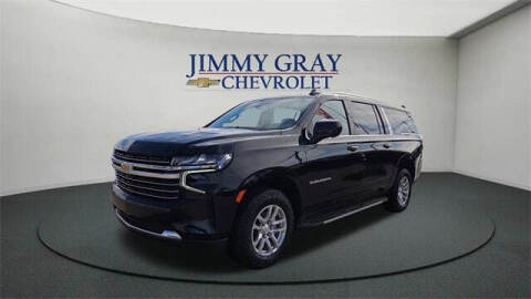 2023 Chevrolet Suburban LT