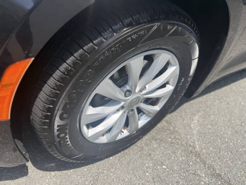 2017 Chrysler Pacifica Touring