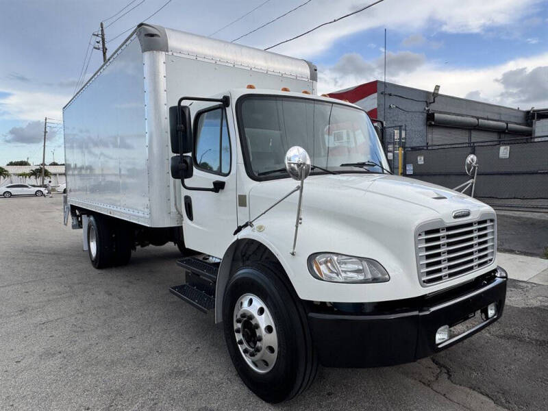 2019 Freightliner M2 106