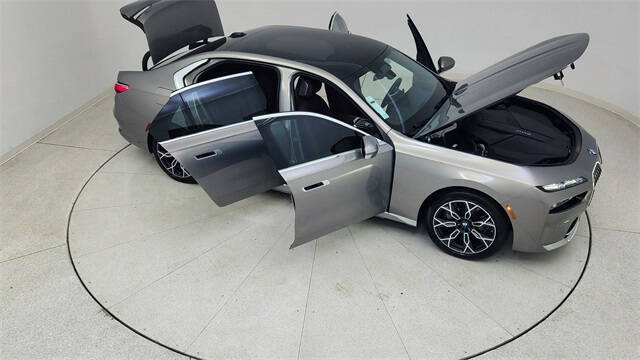 2025 BMW i7 eDrive50