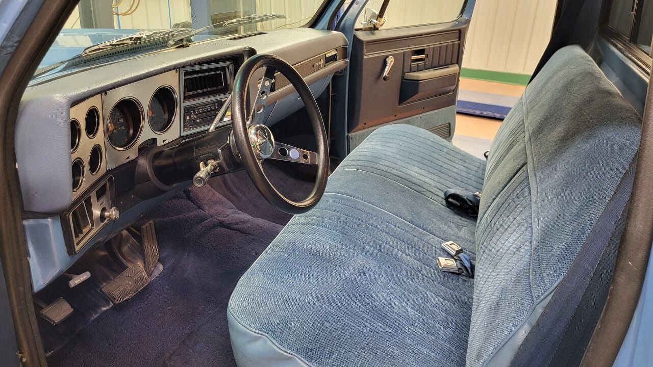 1985 Chevrolet C/K 10 Series 2