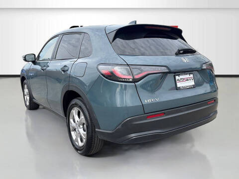 2025 Honda HR-V LX
