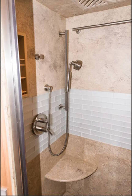 2008 Prevost Marathon XL45