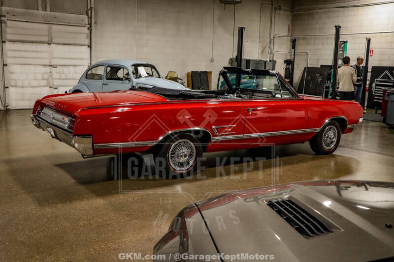 1965 Oldsmobile Cutlass 442 Convertible
