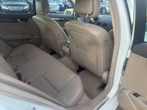 2011 Mercedes-Benz C-Class