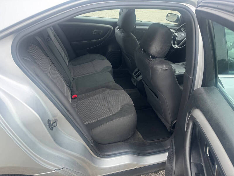 2013 Ford Taurus SEL