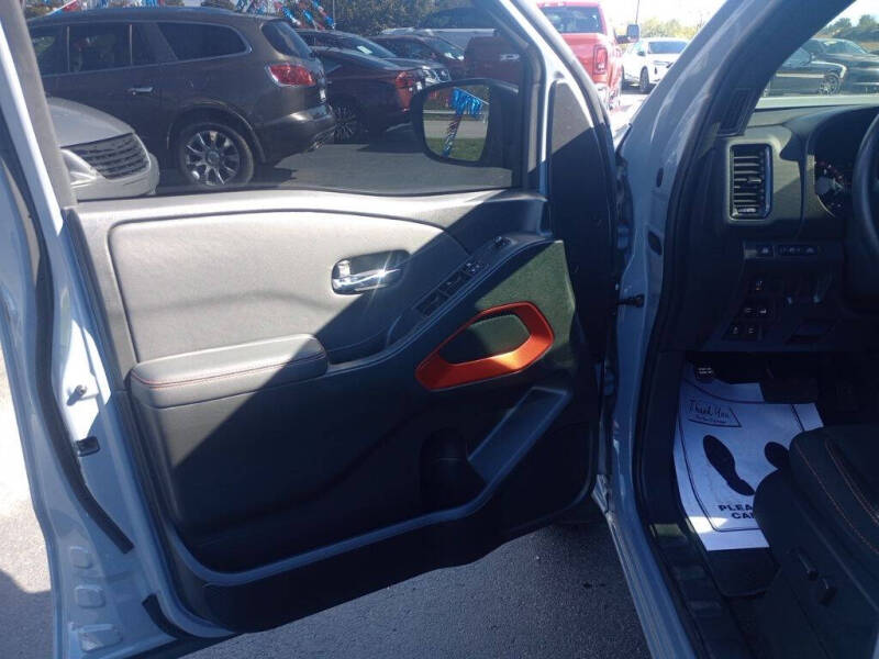 2024 Nissan Frontier PRO-4X