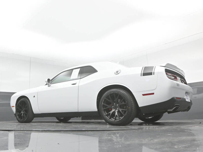 2017 Dodge Challenger R/T Plus