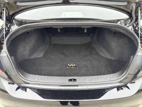 2024 Infiniti Q50 Luxe