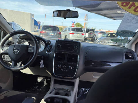 2016 Dodge Grand Caravan SXT Plus