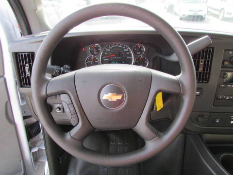 2025 Chevrolet Express 2500