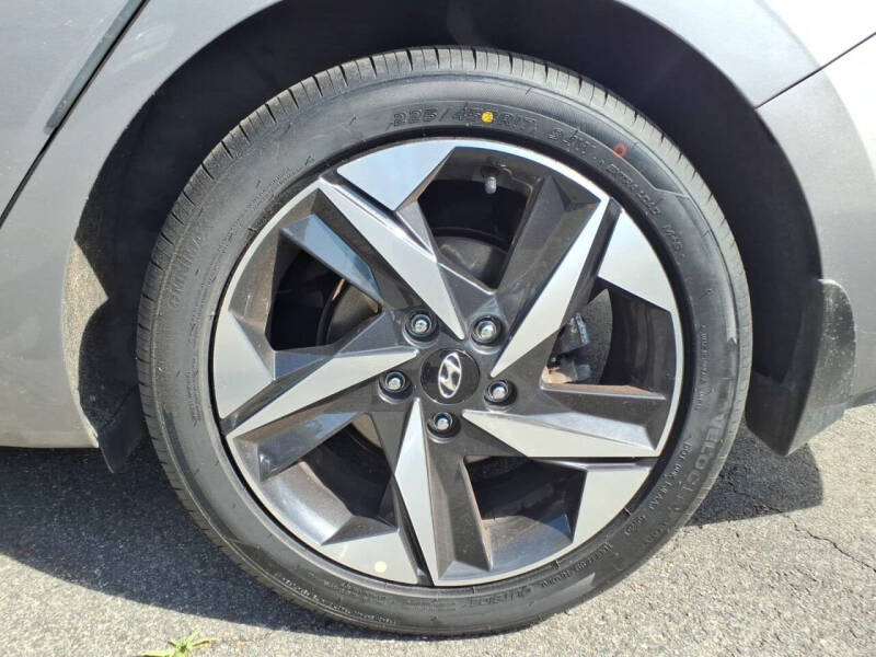 2023 Hyundai Elantra