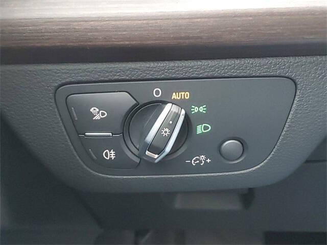 2023 Audi Q5 quattro Premium 40 TFSI