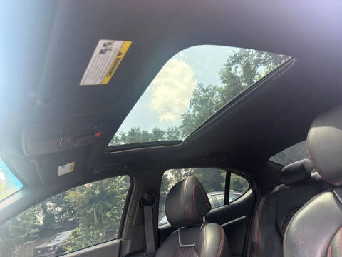 2024 Genesis G70