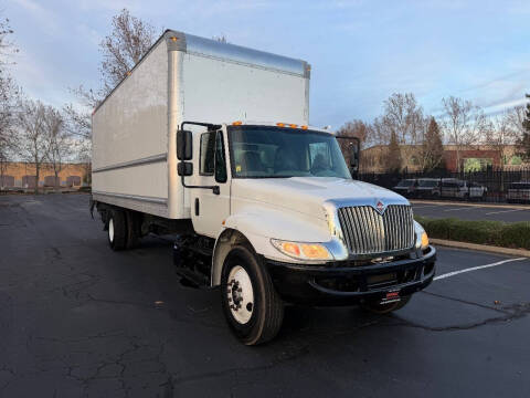 2019 International DuraStar 4300