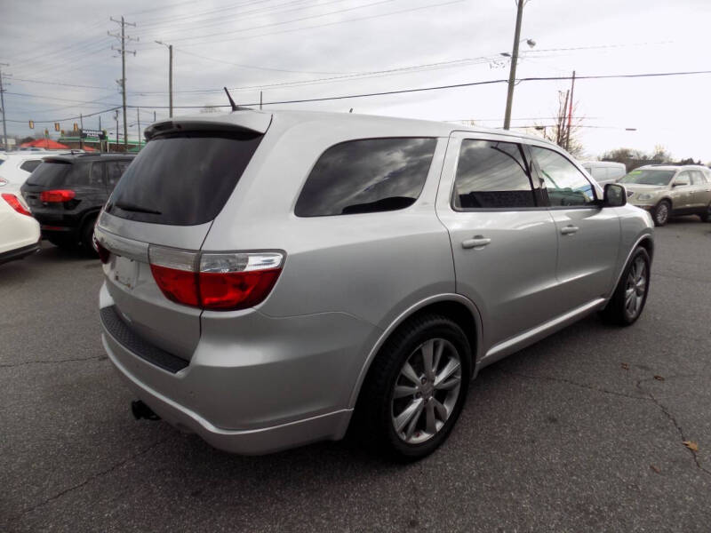 2011 Dodge Durango Heat