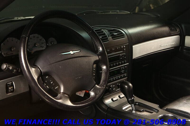 2003 Ford Thunderbird