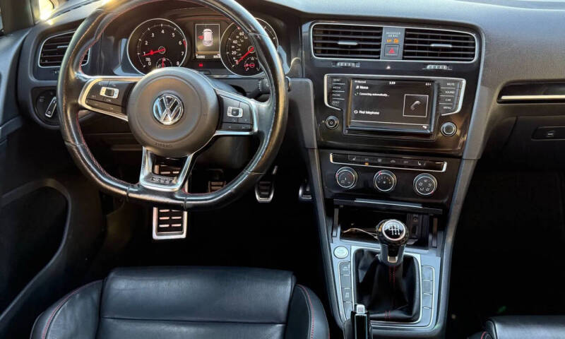 2016 Volkswagen Golf GTI