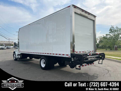 2016 Freightliner M2 106