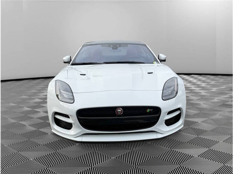 2020 Jaguar F-TYPE R