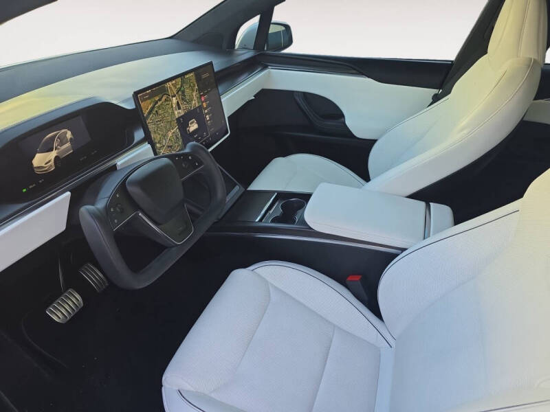 2022 Tesla Model X Plaid