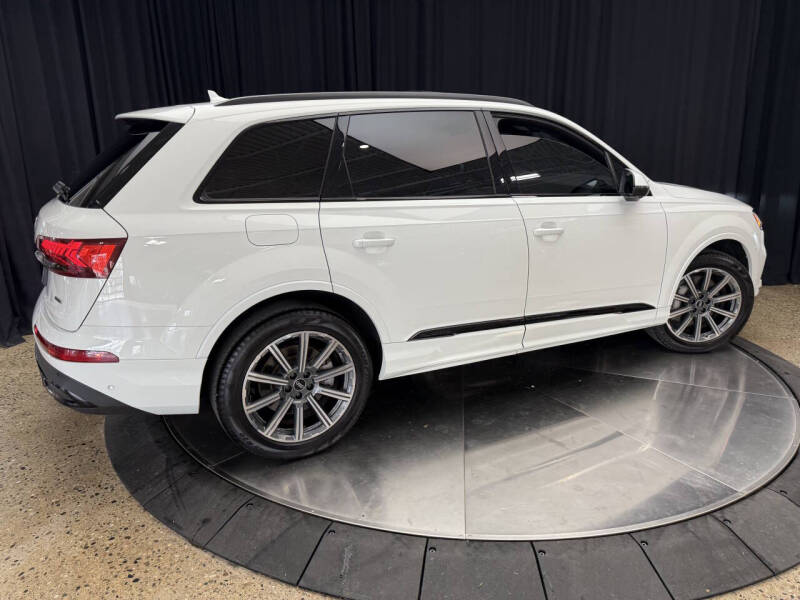 2022 Audi Q7 quattro Premium Plus 45 TFSI