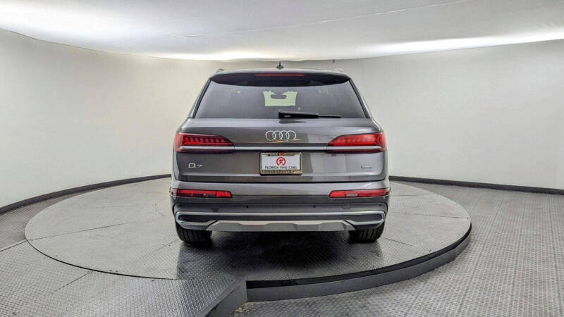 2022 Audi Q7 quattro Premium Plus 55 TFSI