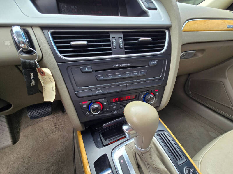 2009 Audi A4 2.0T quattro Premium Plus