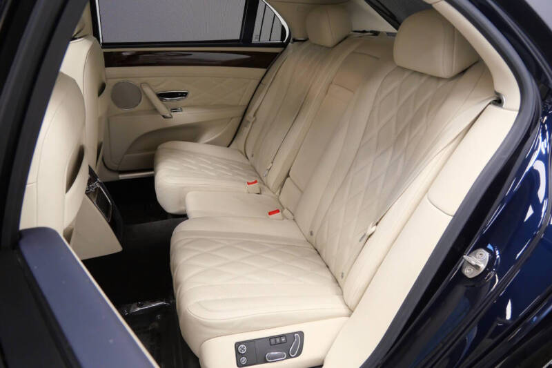 2016 Bentley Flying Spur V8