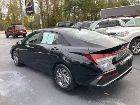 2024 Hyundai Elantra SEL